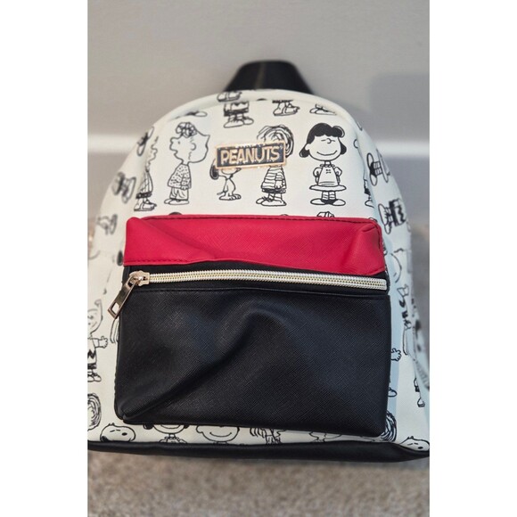 Peanuts × bioworld backpack main image 6